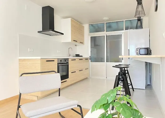 Vibescoruna- 1d Appartement